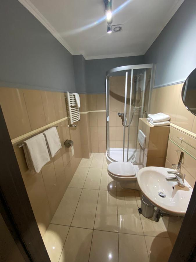 Pokoje Goscinne Teczowa Luban Ngoại thất bức ảnh