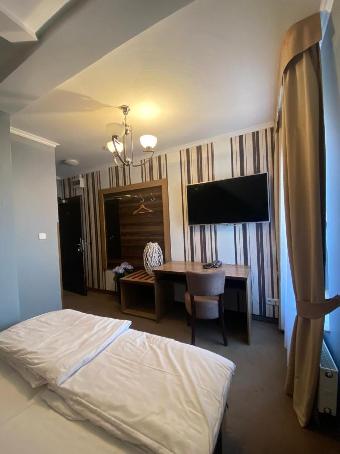 Pokoje Goscinne Teczowa Luban Ngoại thất bức ảnh