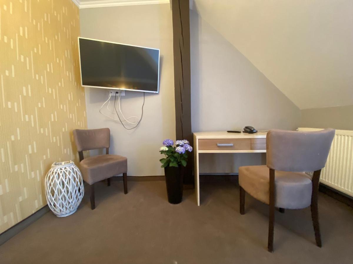 Pokoje Goscinne Teczowa Luban Ngoại thất bức ảnh