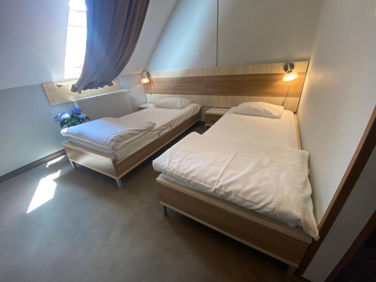 Pokoje Goscinne Teczowa Luban Ngoại thất bức ảnh